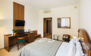 Гостиница Гольфстрим Казань Большой двухместный номер с 1 кроватью-3