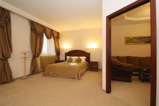 Гостиница Гольфстрим Казань Большой двухместный номер с 1 кроватью-1